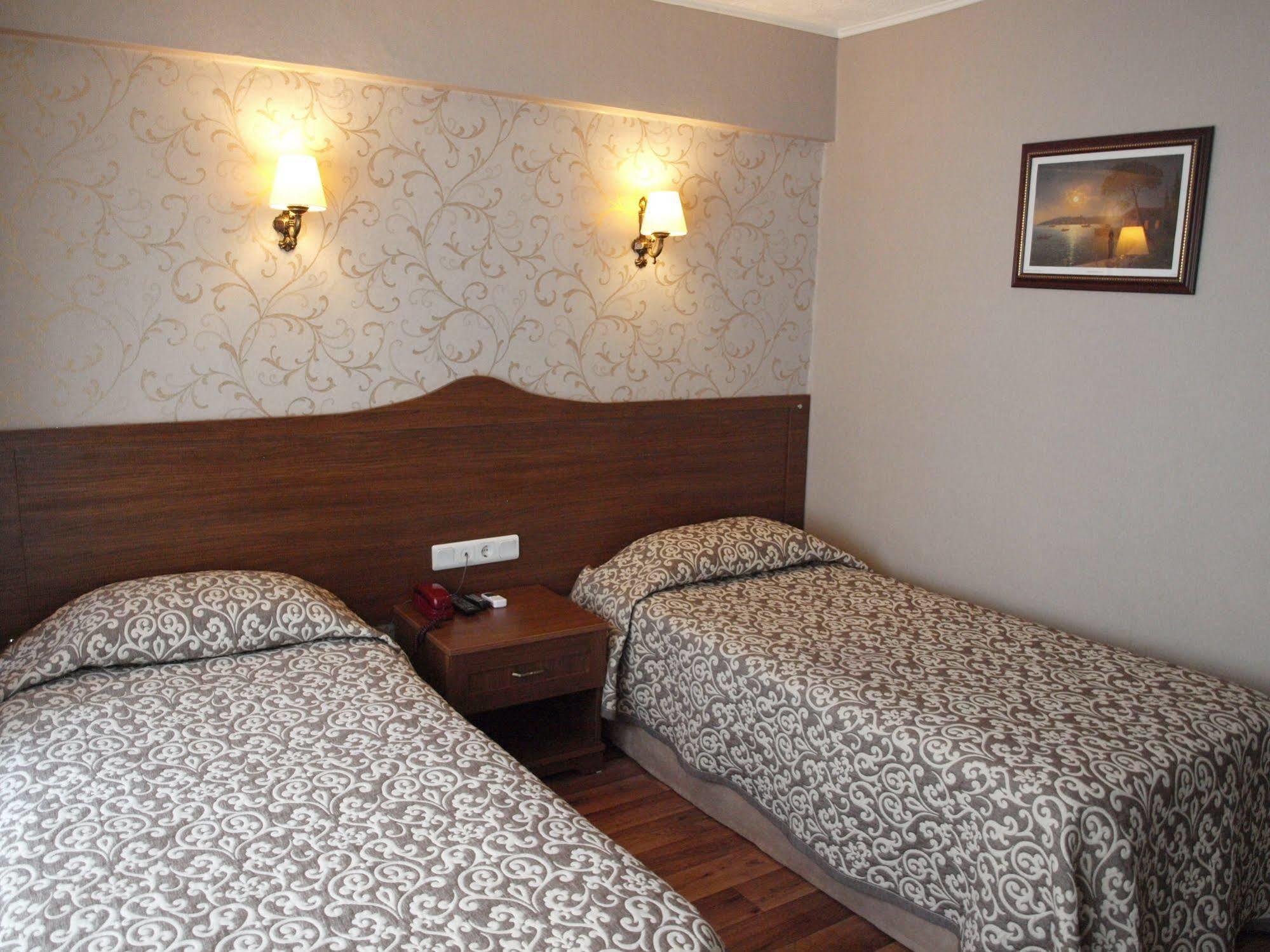 Hotel Nezih İstanbul Dış mekan fotoğraf